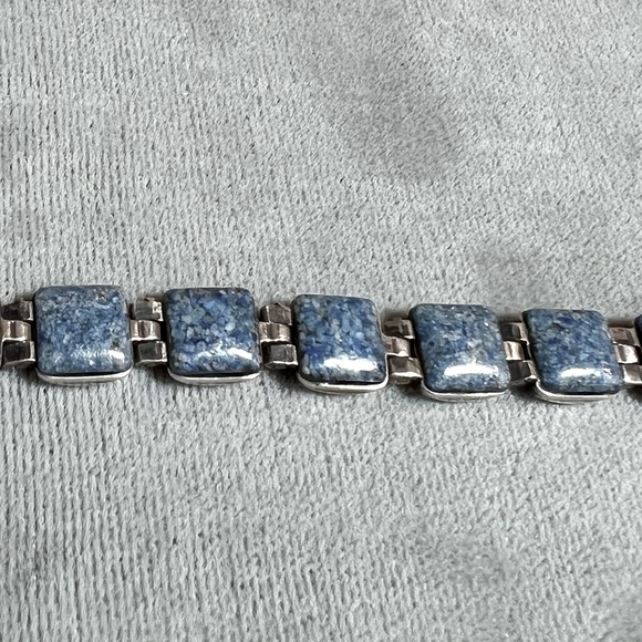Carolyn Pollack 925 reversible Sterling Silver and Denim Lapis gemstone bracelet - Picture 9 of 11